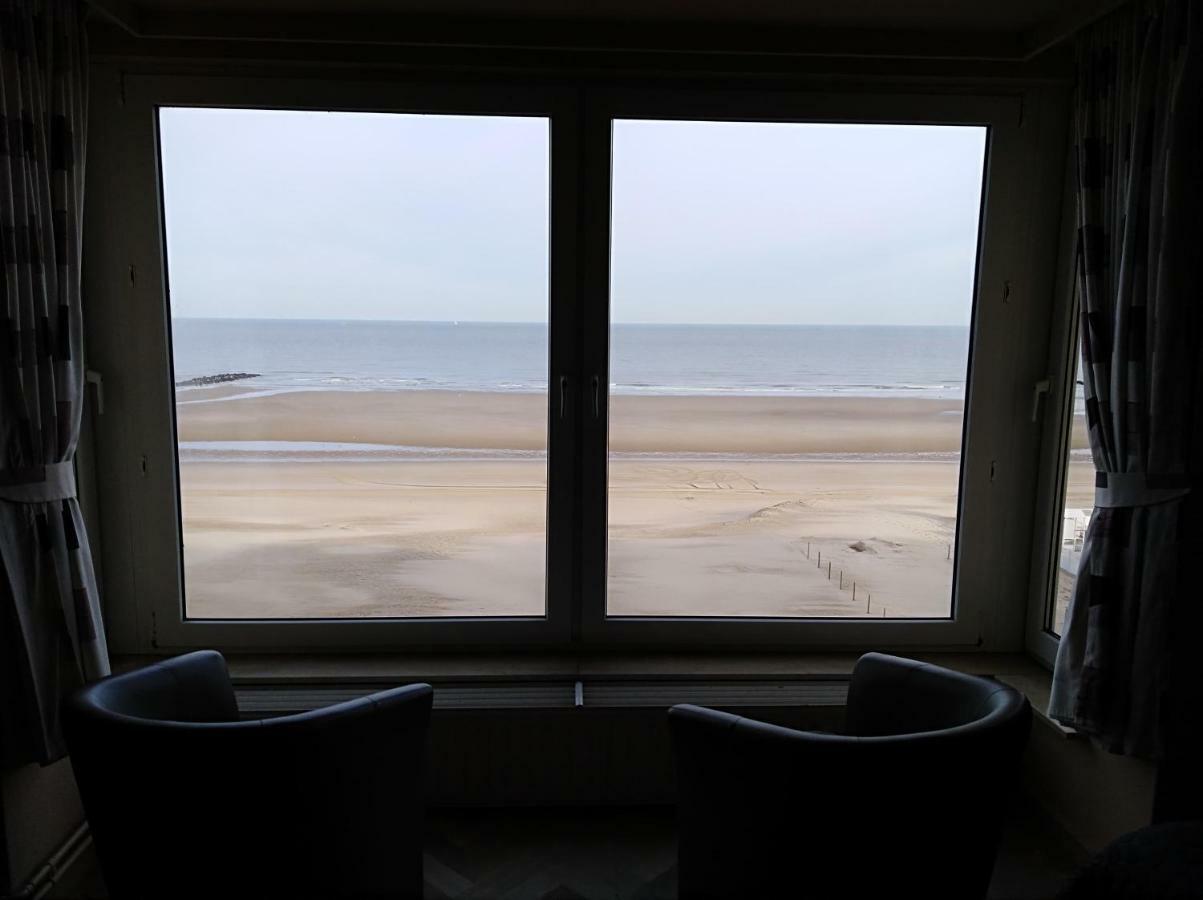 Toplocatie Middelkerke Frontal Sea View Екстериор снимка